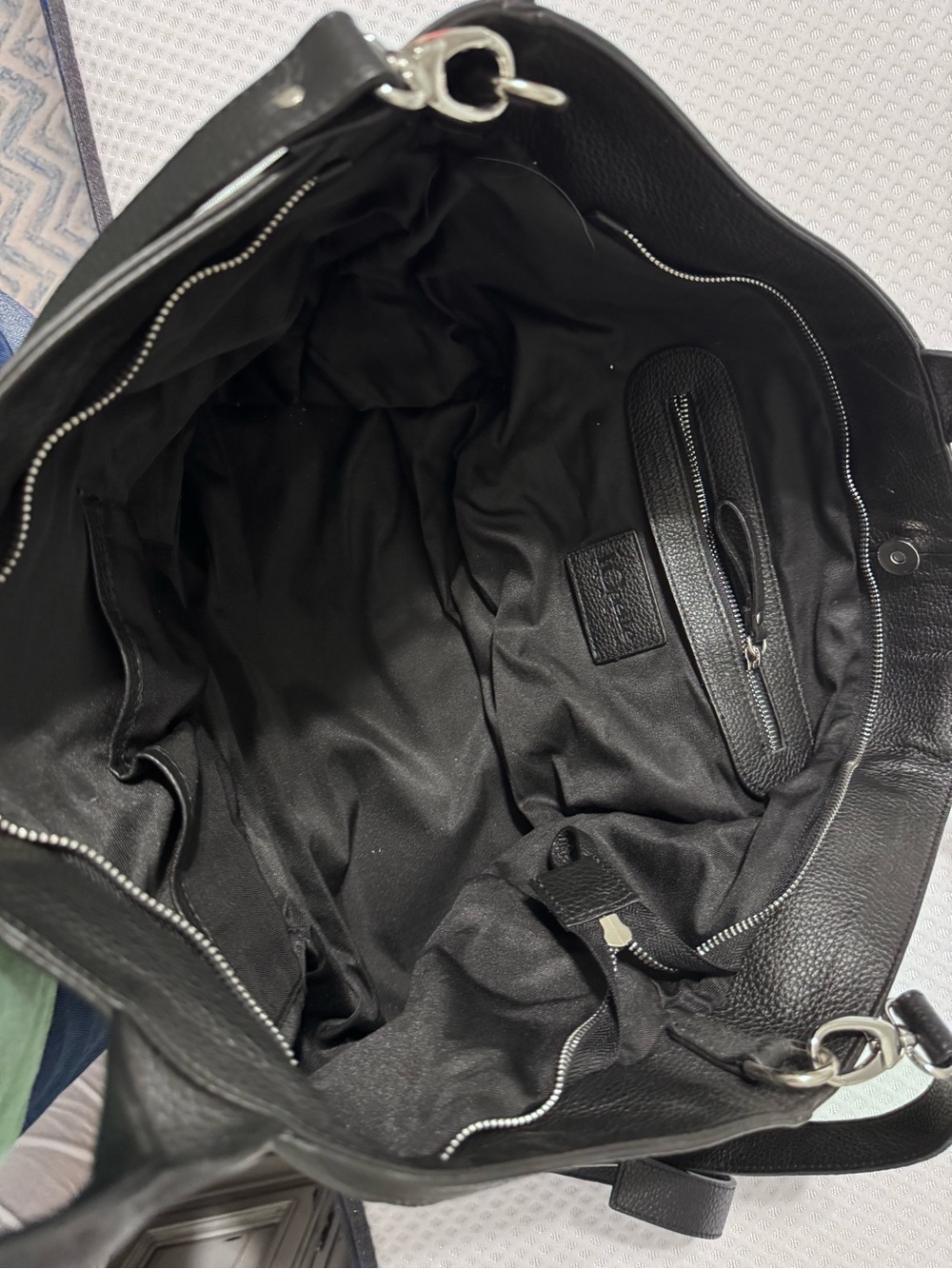 Black Leather Skull-Embossed Tote Bag - Picture 4 of 4